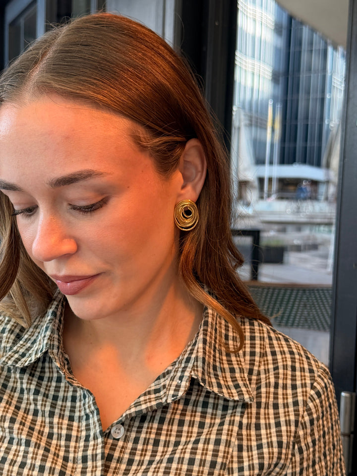 Mika Swirl Earrings - Gold Plated