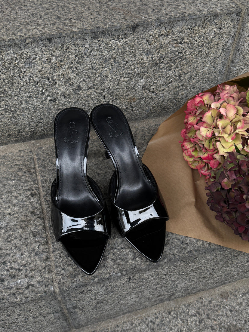 Viola Patent Mule - Black