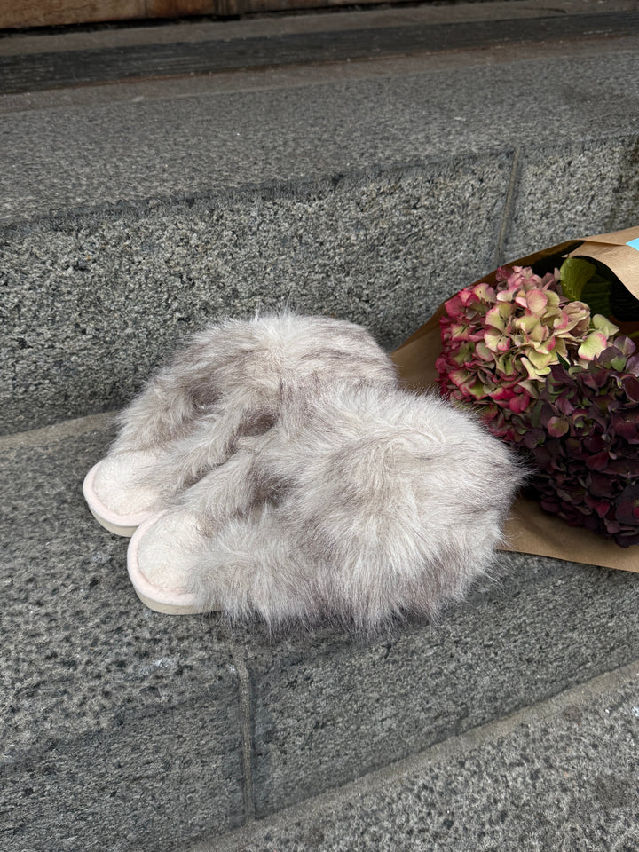 Siva Fluffy Faux Fur Slippers - Taupe