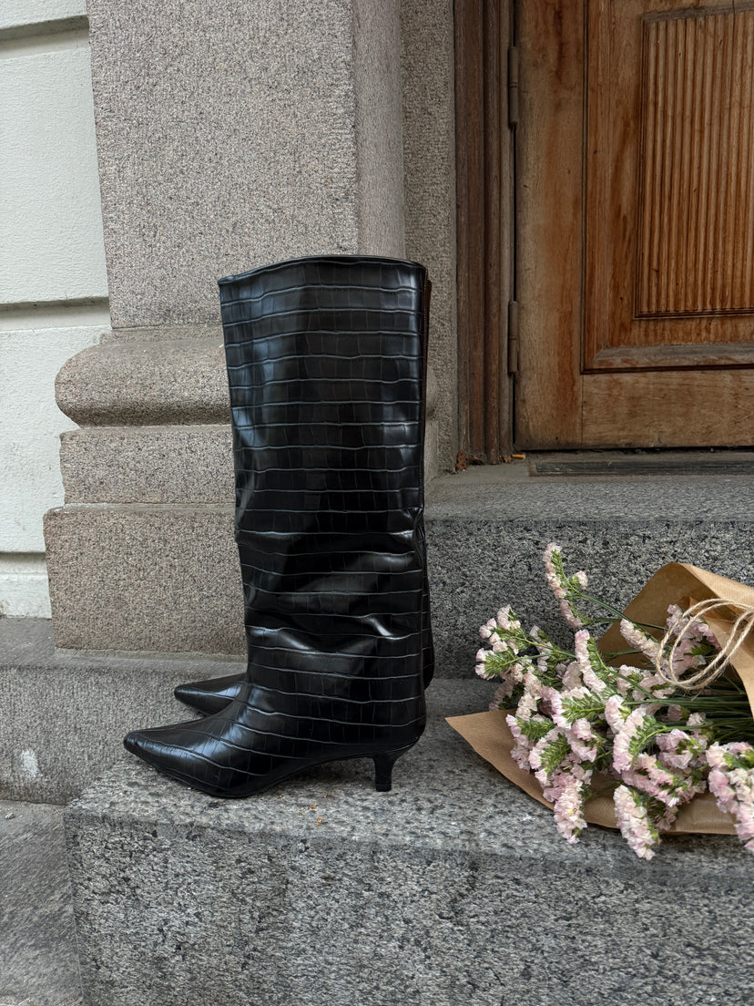 Madelaine Faux Leather Boots - Black Crocodile