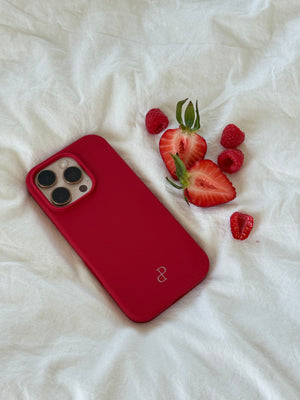 iPhone 15 Pro Cover - Cherry Red