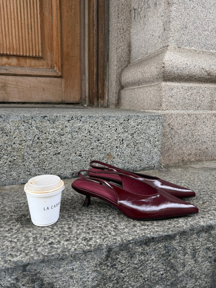 Maddie Slingback - Burgundy