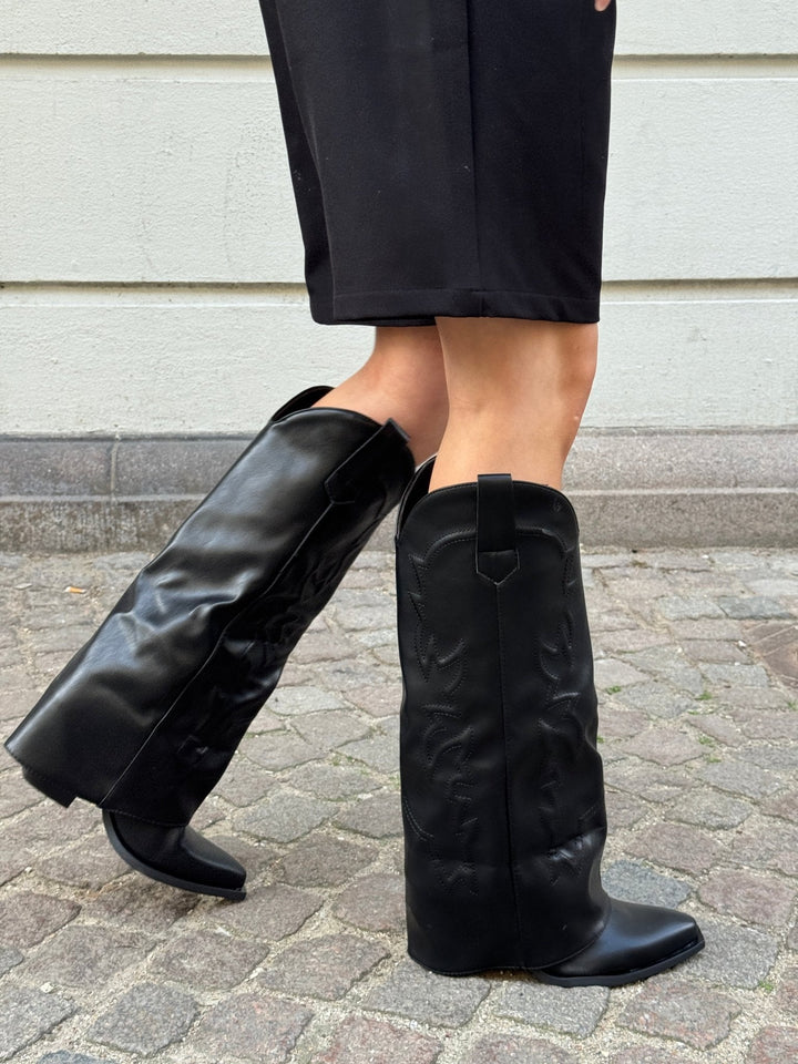 Nikita Cowboy Boots - Black
